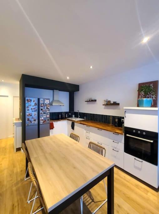 T4 Renove, Clim, Internet & Netflix, Tout Confort Marseille Bagian luar foto